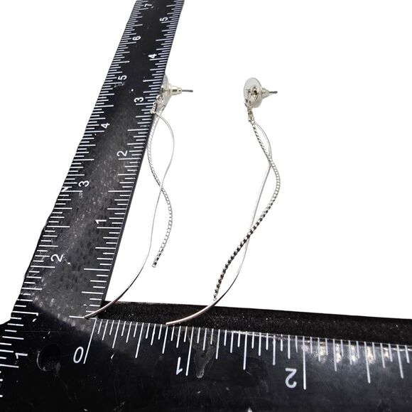 Pierced Modern Spiral Earrings Wavy Textured Sleek Silver Tone 3" Long Dangle - Picture 4 of 5